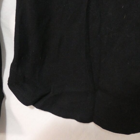 LA SENZA | medium | Black Waffle Knit Long Sleeve Shirt | Partial Snap Button - Picture 14 of 16